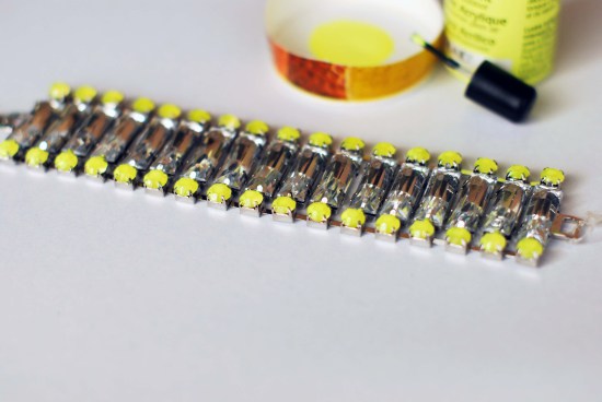 Neon braacelet