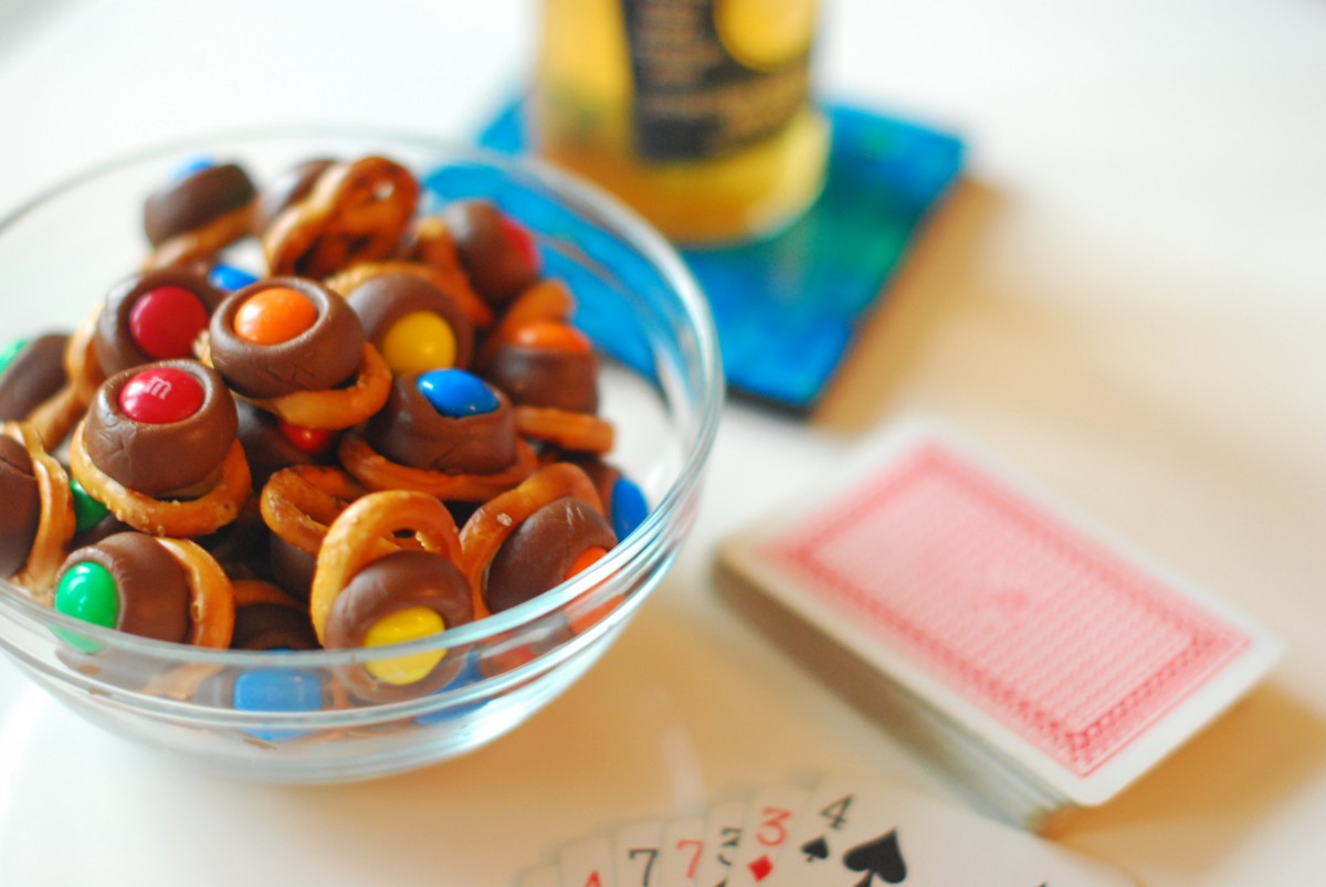 Chocolate Pretzels Main