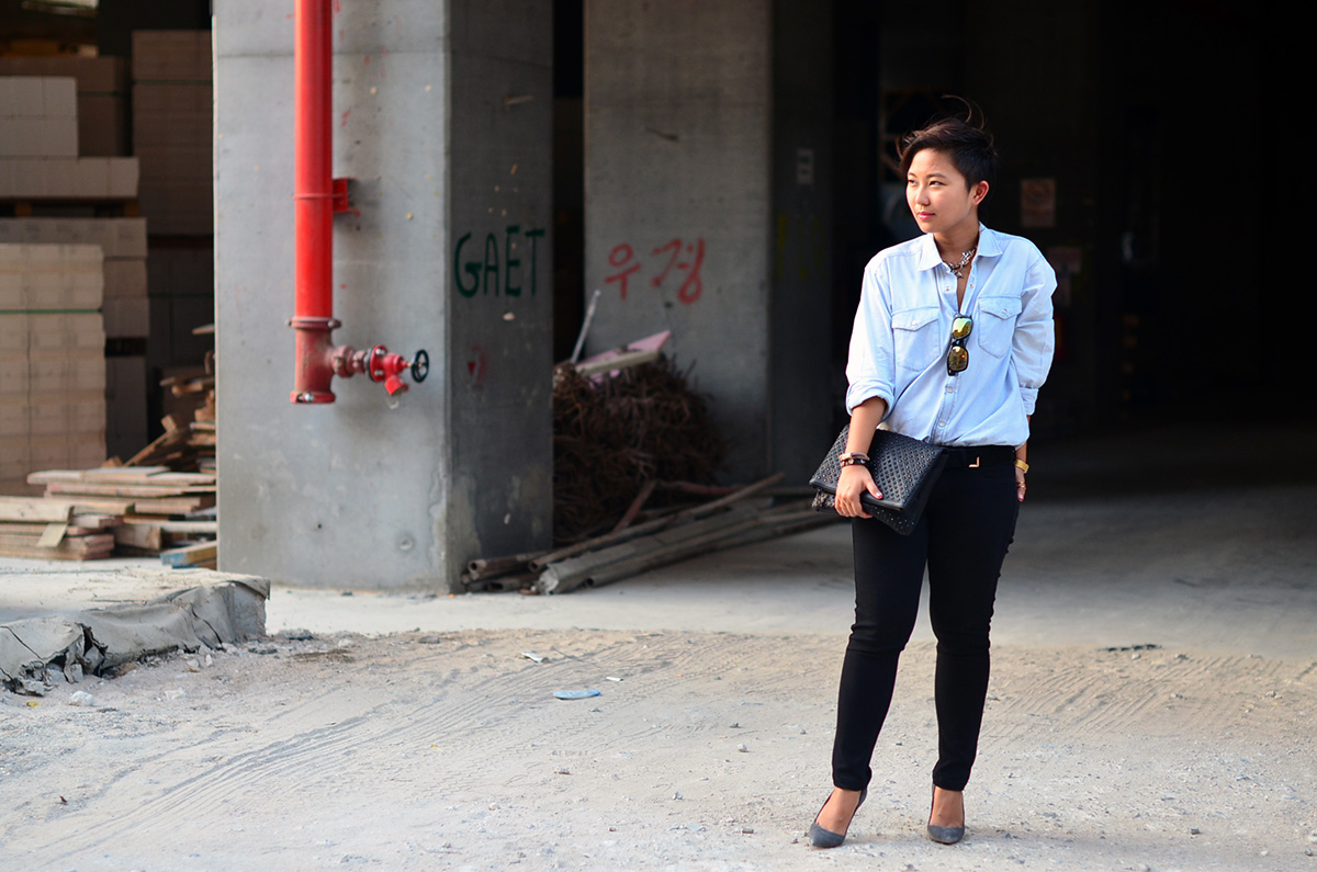Chambray, Black jeans, Manolo Blahniks_Cover