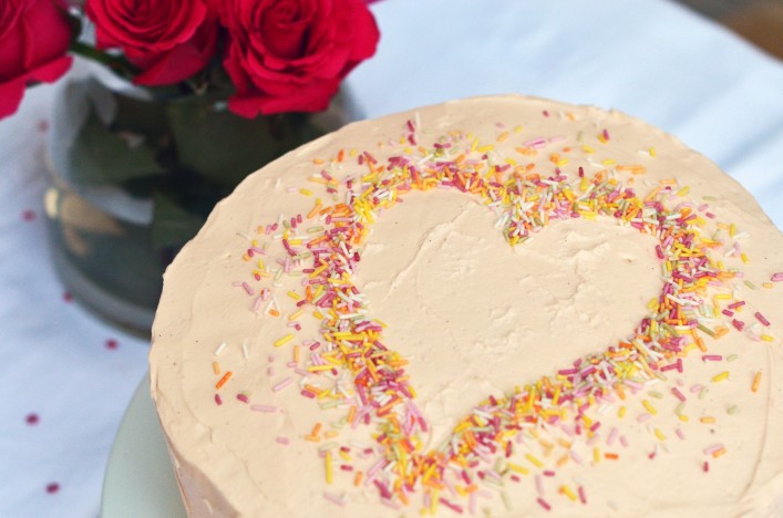 V Cake_Main